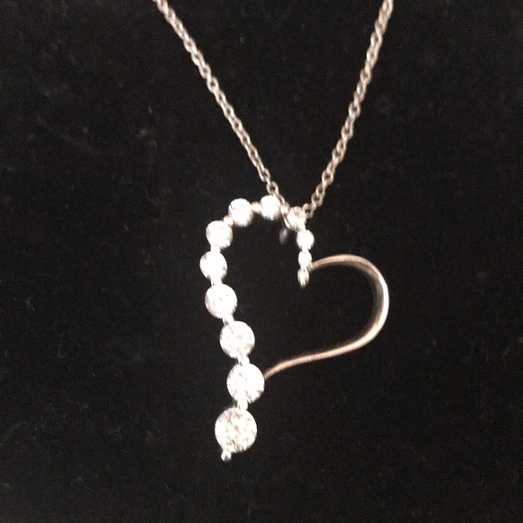 Stirling silver heart - Picture 2 of 4